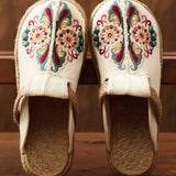 FLORA | Sandali Ricamati Ultra Leggeri