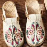 FLORA | Sandali Ricamati Ultra Leggeri