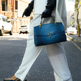 Adriana – Bolso estructurado con solapa