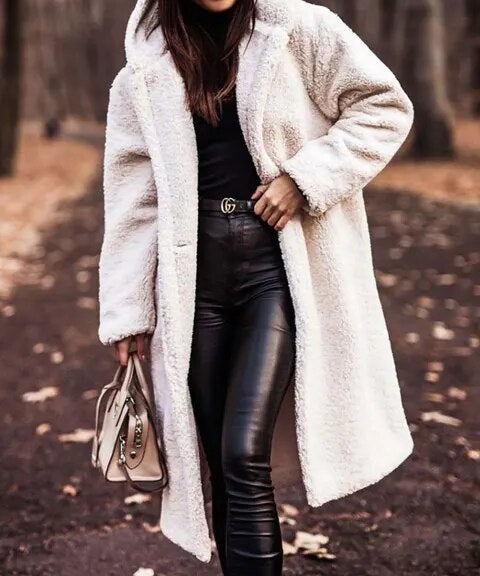 Mercedes - Abrigo de Peluche