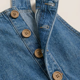 Naira – Mono denim relajado con tirantes
