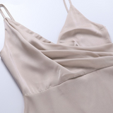 Valentina | Abito in Satin con Scollo a Cascata