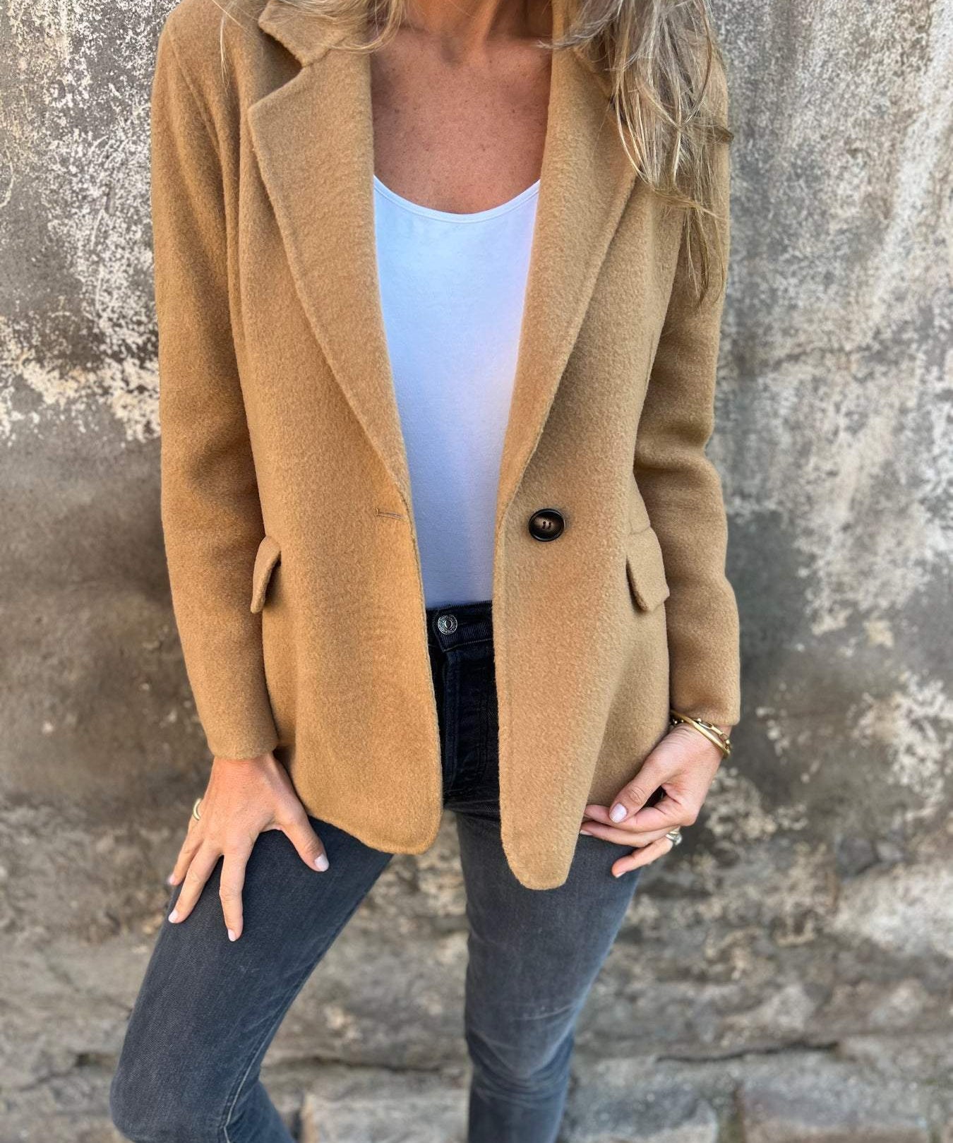 Carla - Abrigo estilo Blazer